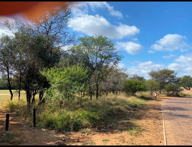 LAND FOR SALE IN CHROOM PARK